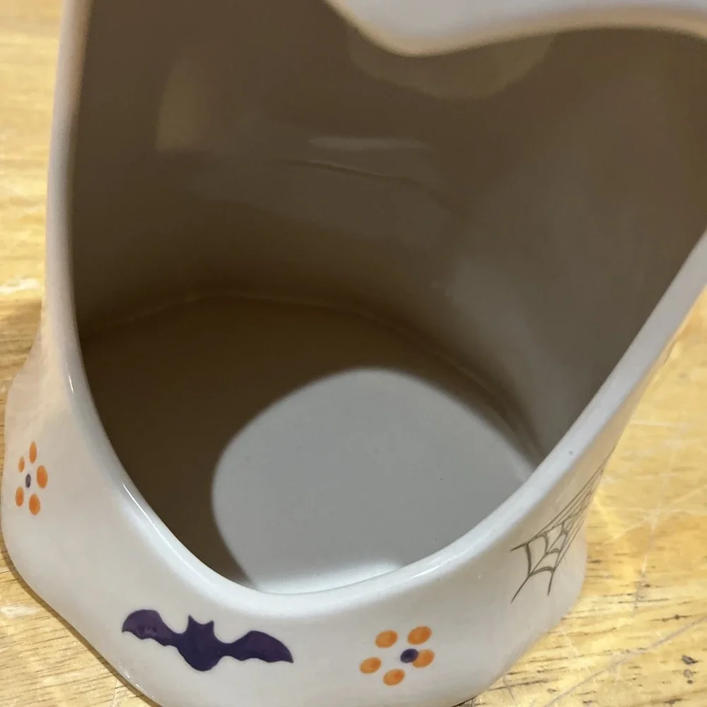 Temptations Halloween Boofetti Ghost Ceramic Sponge‎  Holder 7.25